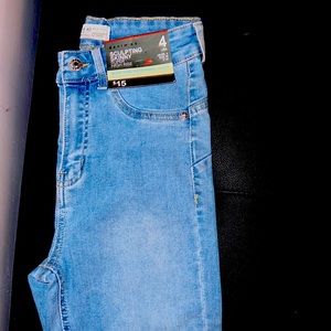 Sculpting skinny high rise jeans